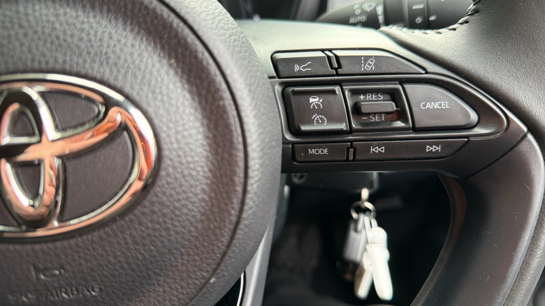 Toyota Aygo X 1.0 VVT-i Edge 5dr Petrol Hatchback